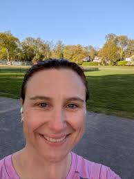 Investing in your health is critical to hitting your career goals. But that  can be a tough balance, especially with travel, deadlines, or family  demands (shout out to all my working moms!).