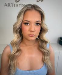 Erin Elizabeth Artistry (@erinelizabethartistry) • Facebook