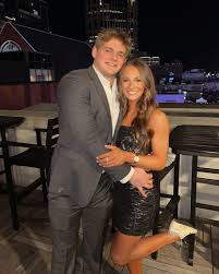 quick trip to nash! 🕺🪩🫶🏼💗😝