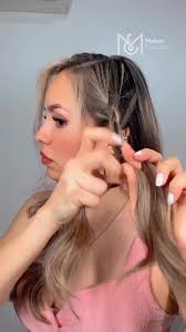 Balayage + babylights en tono rubio beige🤩 sobre la base natural. La  fusión de estás técnicas logran el contraste perfecto de claros y oscuros  sobre el...