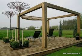 Epingle Par David Renard Sur Terrasse Idees Pergola Pergola Bioclimatique Idee Deco Exterieur