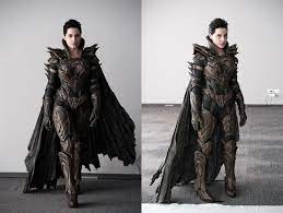 BTS: Full body shots of Antje Traue as Faora in her modern Krypton suit. :  rDC_Cinematic