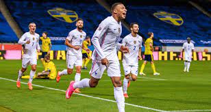 Notamment sur les sujets benzema, barça ou messi. Equipe De France Mbappe Pret A Jouer Avant Rc Lens Psg