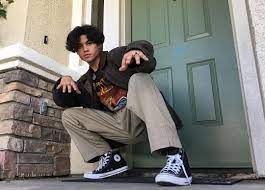 A Cool Boy S Guide To Winter Clothing Skater Outfits Streetwear Outfit Indie Fashion Men