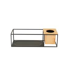 Vous n'avez qu'à jeter un œil dans vos magazines ou catalogue de décoration, et vous constaterez qu'elle s'incruste partout pour personnaliser un décor. Umbra Cubist Etagere Murale Connox