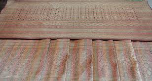 Kain tenun pandai sikek berasal dari daerah. Songket Pandai Sikek Pariwisata Indonesia