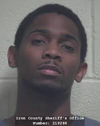 Traffic stop nets felony arrest for 2 men, 1 wanted out of Missouri