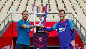 At least five times pull on frenkie, not a single card. Barcelona Vs Athletic De Bilbao Segundo Asalto Bilbaino A La Copa Del Rey Prensa Libre