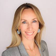 Chloe Yates's Instagram, Twitter & Facebook