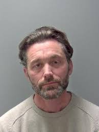 Darren Merchant's Instagram, Twitter & Facebook