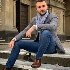 Chelsea boots for men look better in black or dark brown. Blue Jeans With Brown Leather Chelsea Boots Outfits For Men 97 Ideas Outfits Lookastic
