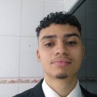 100+ perfis com “Dereck”