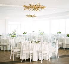 Stunning Newport Ri Wedding Location On Beach Front Property At Newport Beach House A Longwood Venue Newport Newport Beach House Event Venues Wedding Lounge