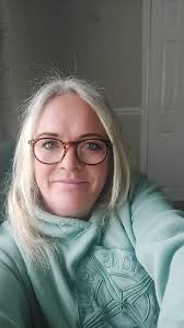 Savannah James with the Blunt Bob Blonde look. Rate this style 1-10.