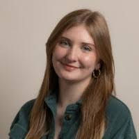 Sara Mcfarlane's Instagram, Twitter & Facebook