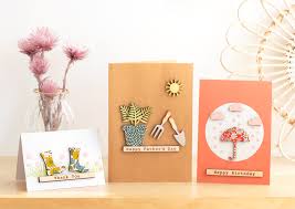 It may look fancy, but the spring is all in the folding technique. 3 Spring Card Ideas To Brighten April Showers Artcuts