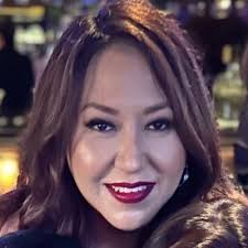 Calling all connections! Who do you know that we need to know? Summit Title  is growing! We have an opening for a full-time Processor/Closer. Message me  if you're interested or want more