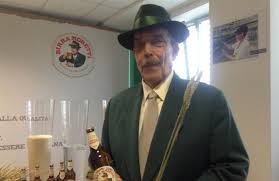 Orso maria guerrini ( born october 25, 1943 in florence ) is an italian actor and speaker. La Moretti Di Comun Nuovo Birra Ufficiale Di Expo 2015 Rubriche Enogastronomia Comun Nuovo