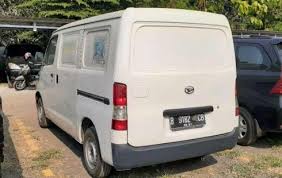 Ada 2 varian mesin dan 2 model gran max yang menjejali pasar lokal. Jual Mobil Daihatsu Gran Max Blind Van 2011 Bekas Di Dki Jakarta 148793