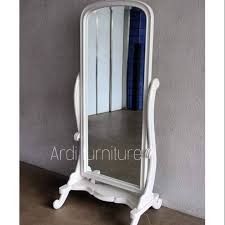 Pusat pengerjaan segala kerajinan kaca mulai produk cermin, furniture kaca, kusen aluminium kaca jendela, pintu, partisi, kanopi kaca tempered, cermin dinding besar, dan kerajinan kaca lainya. Kaca Cermin Besar Kaca Pengilon Jati Ukir Jepara Shopee Indonesia