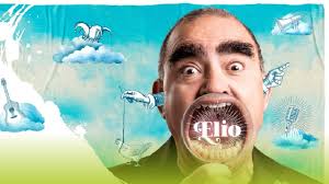 L'istrionico Elio protagonista al Ricciardi di Capua