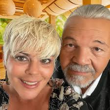 How to identify a counterfeit $100 bill?