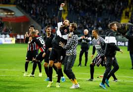 Soccer fans can watch this fixture on a live streaming service if this match is featured in. Football Frankfurt Demolish 10 Man Bayern 5 1 Gladbach Stay Top The Star