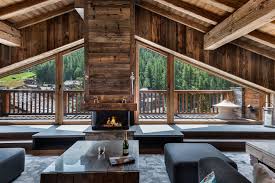 Le Chalet Hermine Blanche A Val D Isere Peut Accueillir 8 Adultes Et 6 Enfants In 2020 Outdoor Decor Patio Mountain Home