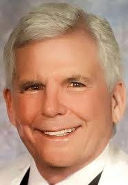 Ronnie Peck's Instagram, Twitter & Facebook