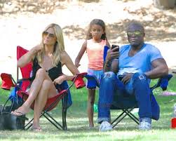 Helene boshoven samuel's real name is leni olumi klum. Heidi Klum And Seal Hang Out At The Soccer Field