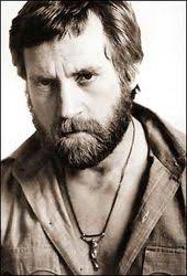 песня высоцкого я не люблю когда стреляют в спину Wladimir Wijsotskij Ya Ne Lyublyu Kogda Strelyayut V Spinu Ya Tak Zhe Protiv Vystrela V Upor Muzyka Nostalgiya Malec