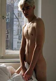 Blond boy of the day | Boy Post - Blog about gay boys and twinks 18+