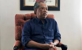 Tan sri dato' haji muhyiddin yassin (born 15 may 1947) is a malaysian politician and the deputy president of the united malays national organisation (umno), the main component party of the ruling barisan nasional coalition. Malaysian King Appoints Muhyiddin Yassin As Pm
