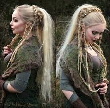 Women's hairstyles seem to have been more limited during the viking age than men's hairstyles, based on the surviving evidence. Viking Hairstyle Female Tutorial Pemudi H