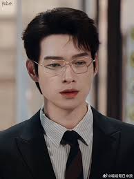 Nam phụ lấn át Dương Dương toàn tập chỉ nhờ 1 cặp kính: "Cậu ấm" yêu toàn  đàn chị, diễn 15 năm vẫn vô danh