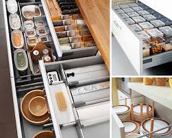 Sacar los útiles necesarios para cocinar, lavarlos, secarlos y volverlos a guardar. Accesorios Para Cajones De Cocina Ikea Novocom Top