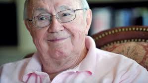 Theodore Van Kirk, last of the Enola Gay crew, dies, age 93