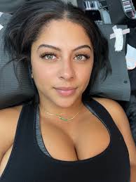 Lash Sale at Studio S Suites and Events