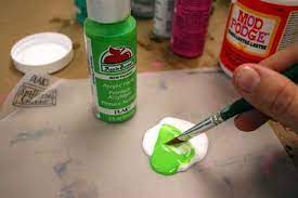 Easy Diy Window Clings Using Mod Podge Diy Window Clings Mod Podge Mod Podge Crafts