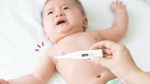 Saat demam, bayi/anak anda membutuhkan banyak asupan cairan. Ini 8 Cara Menurunkan Panas Pada Bayi Yang Sederhana Orami