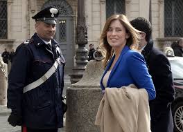 Se trata de maria elena boschi, ministra de las reformas constitucionales y relaciones con el parlamento. I Look Delle Ministre Ma Non Solo Al Quirinale La Repubblica