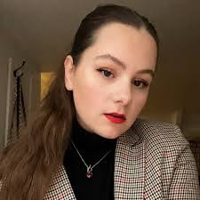 Mollie Westbrook's Instagram, Twitter & Facebook