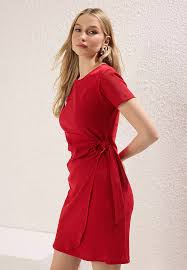 網上選購Trendyol Red Tie Detail Crew Neck Knitwear Look Mini ...