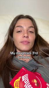 The fact that these boys chose my smoll daughter over  surfing/skating/whatever, is just 🥹 #foryoupage #fyp #australianmusician  #momsoftiktok