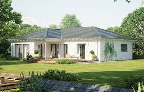 Winkelbungalow Ambience 111 V3 Mit Walmdach Bien Zenker Hausbaudirekt In 2020 Walmdach Bungalow Winkelbungalow