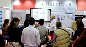 Noticias, calendario, venta de entradas, fotos, vídeos y servicios a los aficionados. Valencia Club Cocina Propone Un Recorrido Por El Arte Gastronomico Origen