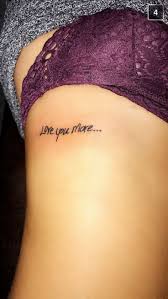 Mi Hermana Y Yo Tenemos Quot Te Quiero Mas Quot En La Letra De Nuestras Madres Bastan Tattoos For Women Small Meaningful Friend Tattoos Small Sister Tattoos