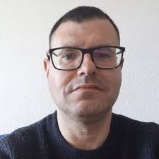 A kiss for everyone who clicks