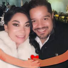 Porsche 981 GT4 Carbon Hood for Sale in Central Jersey