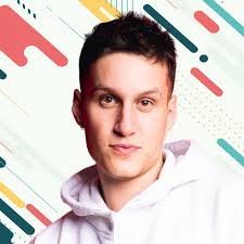 La periodista Sara Loscos habla de los 25 años del "Posa't la Gorra" en  Catalunya Ràdio